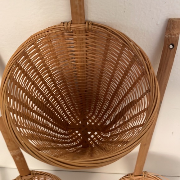Bamboo/Wicker Cone Baskets - Picture 4 of 10